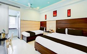 Super Townhouse Chennai Near Airport Formerly Sai Bala Budget
