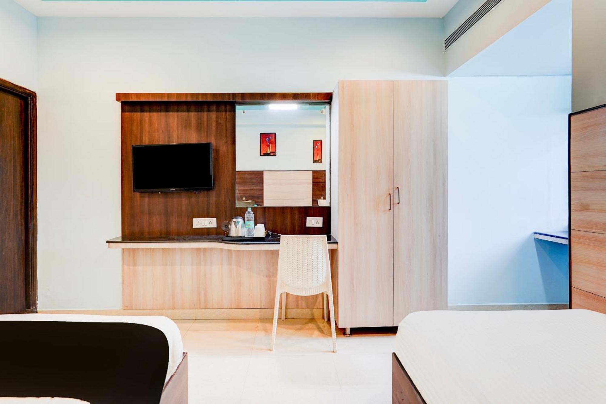 Super Townhouse Chennai Near Airport Formerly Sai Bala Budget Exterior photo
